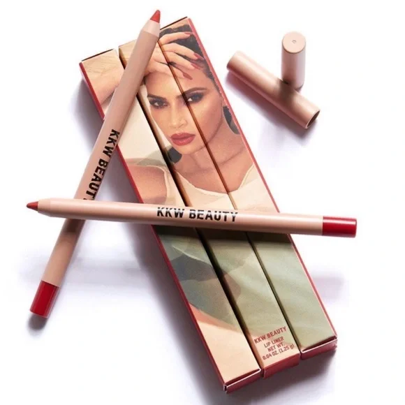 KKW Red 2 Lip Liner - Picture 3 of 3